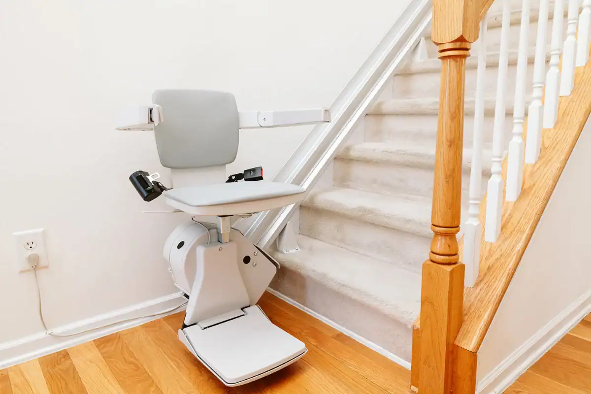 Lift rental — flexible monthly option with no large upfront cost